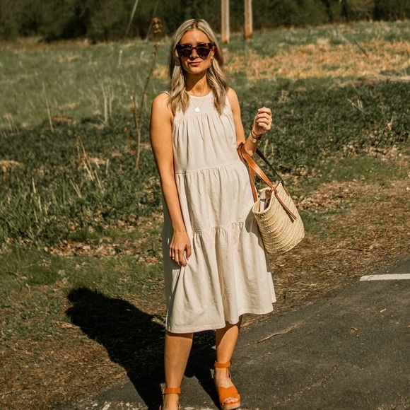 Everlane Sleeveless The Weekend Cotton Tiered Midi Dress - Picture 2 of 8